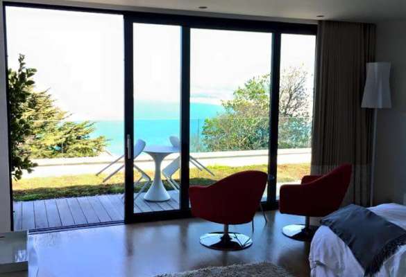 Sliding Doors